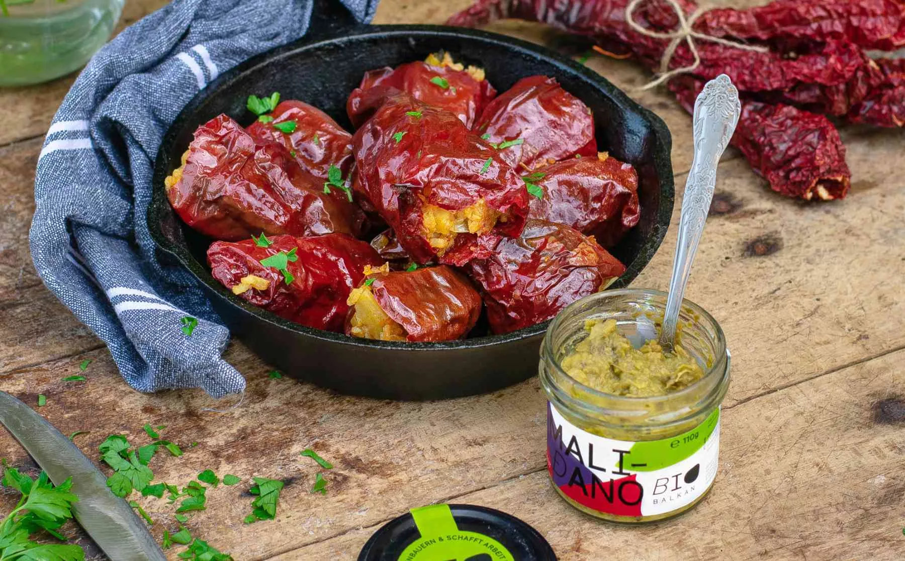 Bio Maliđano als Beilage zu Getrockneten Gefüllten Paprika